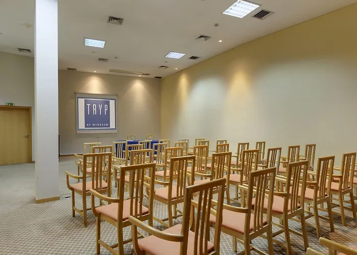 Tryp By Wyndham Centro Hotel Oporto