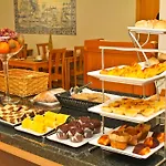 Tryp By Wyndham Centro 포르투