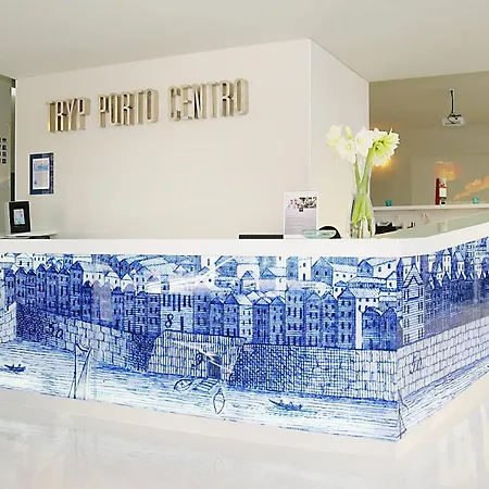 Tryp By Wyndham Centro Hotel 3*