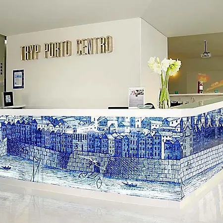 Tryp By Wyndham Centro Πόρτο
