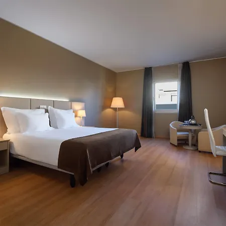 Tryp By Wyndham Centro Hotel 3*