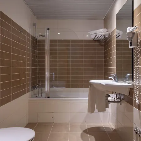 Tryp By Wyndham Centro 3*