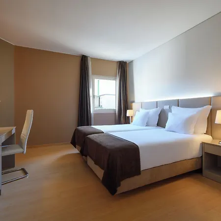 Tryp By Wyndham Centro Hotel 3*