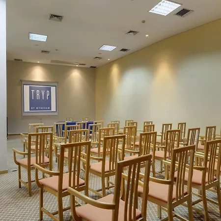 트립 센트로 3*