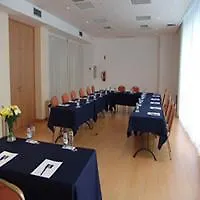 Hotel Tryp By Wyndham Centro 3*