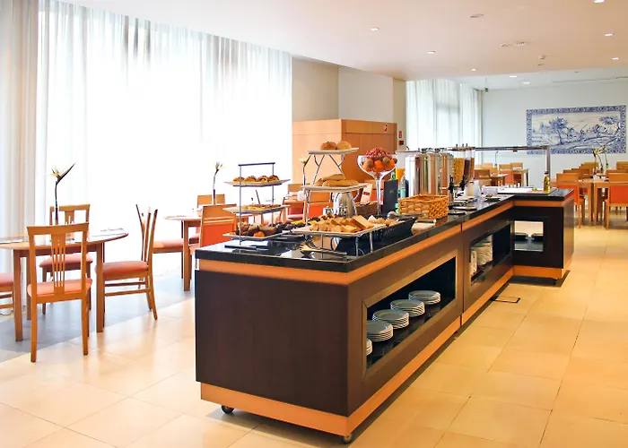 Tryp By Wyndham Centro Oporto