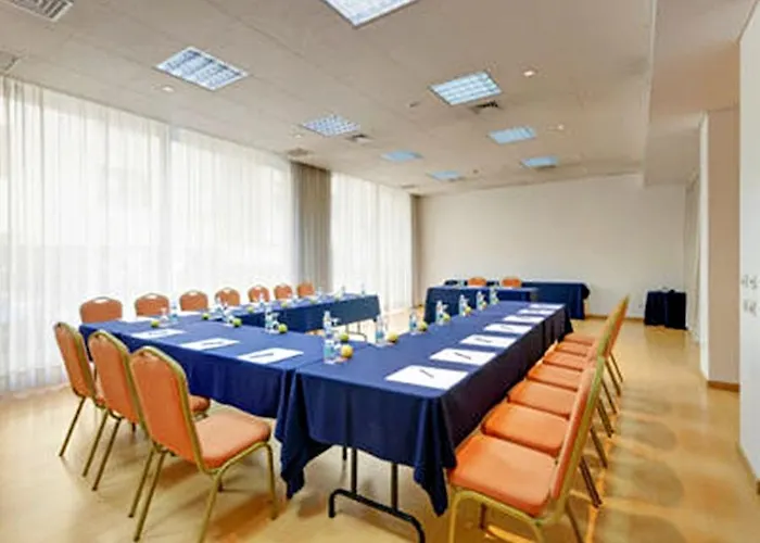 Tryp By Wyndham Centro Отель Порту