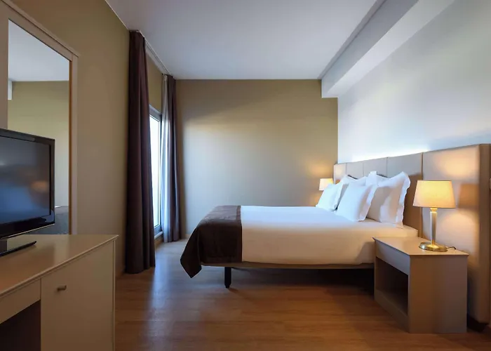 Отель Tryp By Wyndham Centro Порту