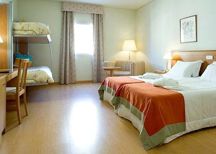 Отель Tryp By Wyndham Centro Порту