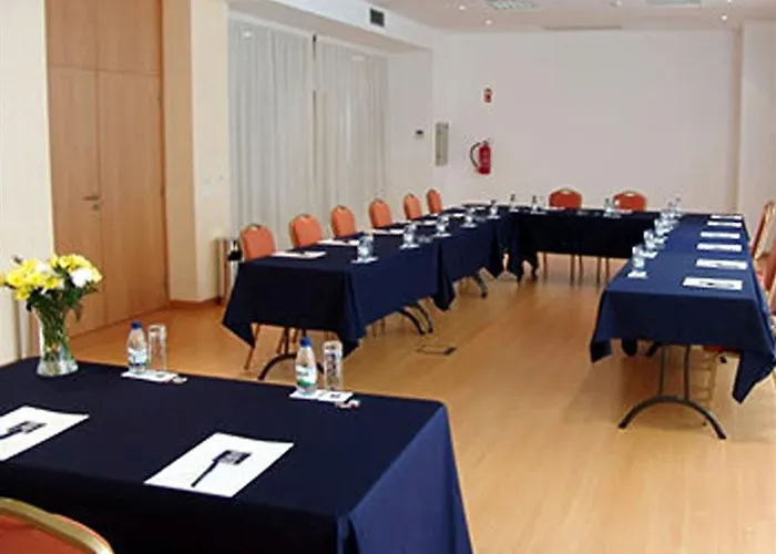 Tryp By Wyndham Centro Oporto