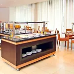 Tryp By Wyndham Centro Hotel 3*