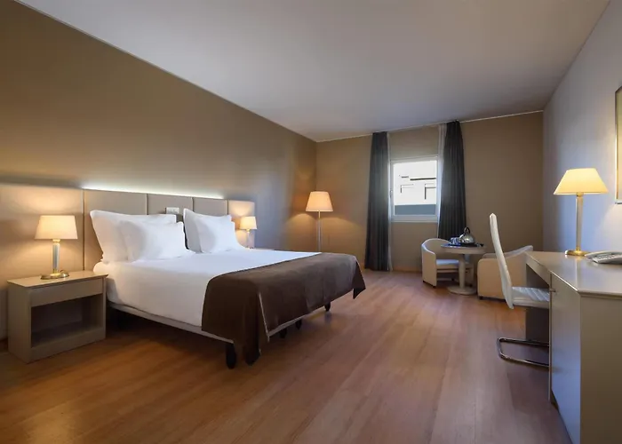 Tryp By Wyndham Centro Πόρτο