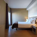 Otel Tryp By Wyndham Centro Porto