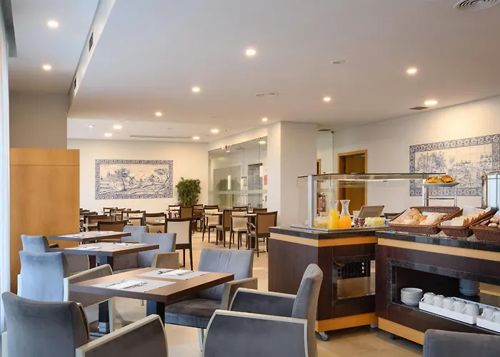 Tryp By Wyndham Centro 3*